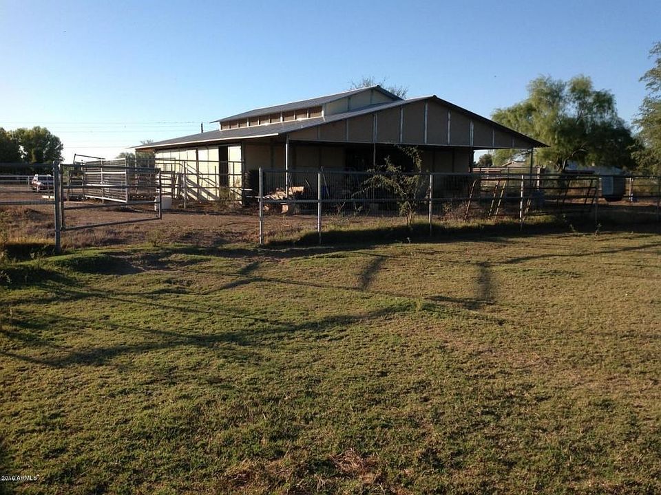 Brooks Farm