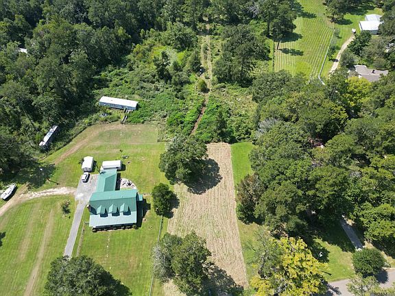 2nd image of 14422 Lockhart Ln