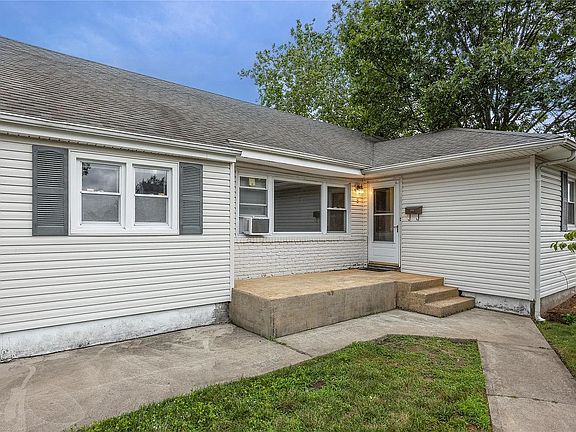 2nd image of 8 Farmedge Rd