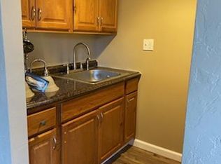 1302 Lincoln Hwy APT F, North Versailles, PA 15137