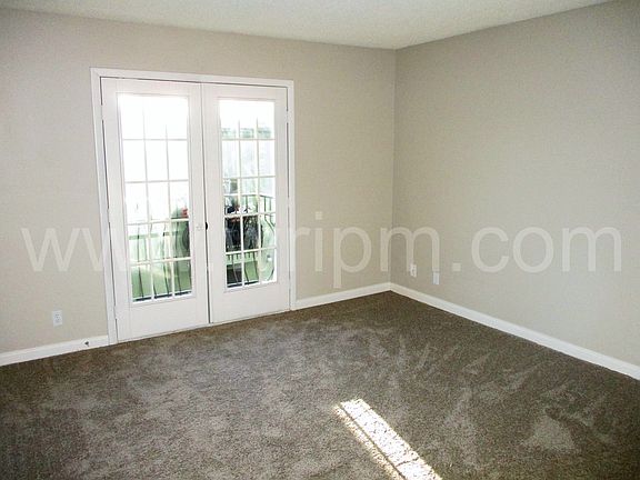 5th image of 7054 Burcot Ave #C36