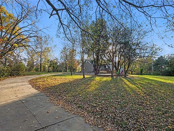 4th image of 8213 W 54th Ter