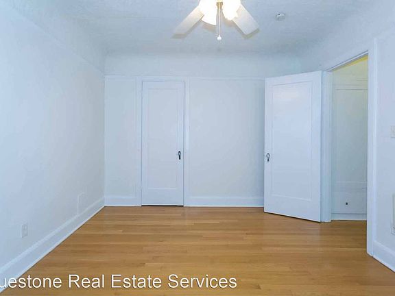 3rd image of 2307 NW Hoyt St #13210809
