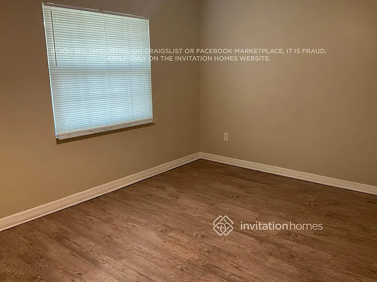 1504 Perez St — Photo 10
