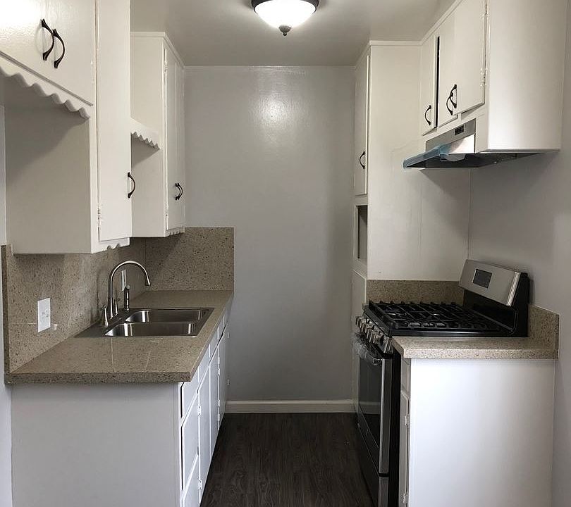 1st image of 2520 Mathews Ave APT A