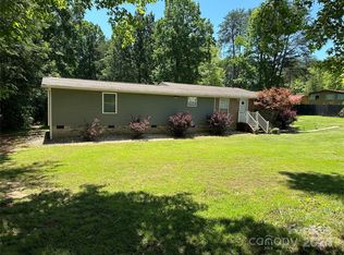 5469 Bucks Garage Rd, Maiden, NC 28650
