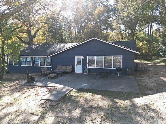 4th image of 161 E Waltz Ln