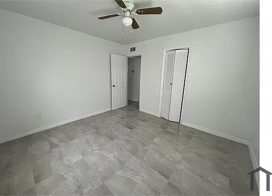 326 Hobart Ave — Photo 9