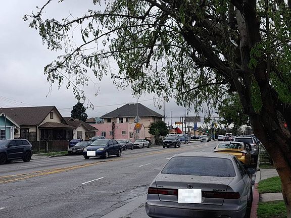 5th image of 420 W Gage Ave