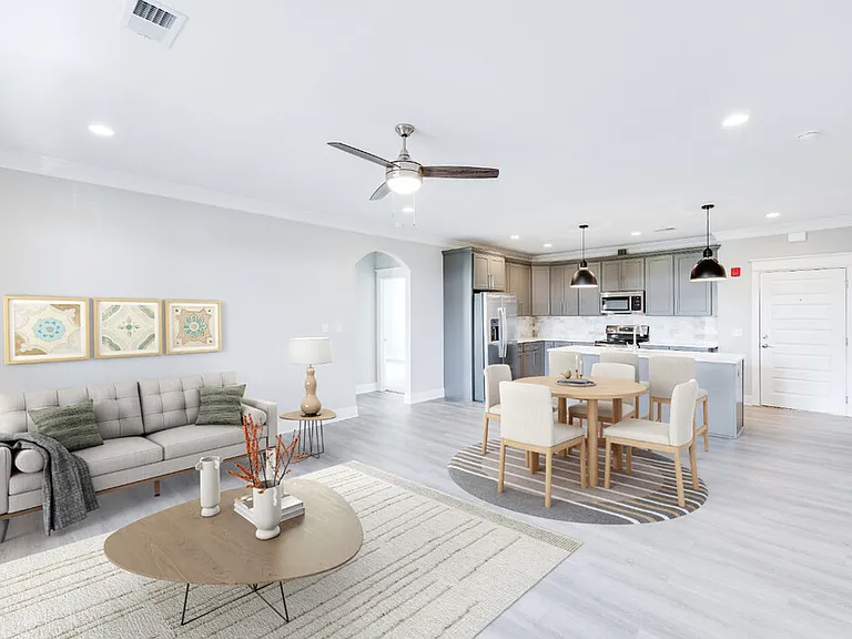651 Town Center Dr — Photo 31