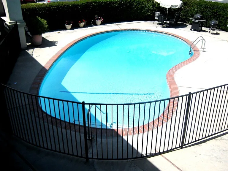 832 Azusa Ave #10 — Photo 3