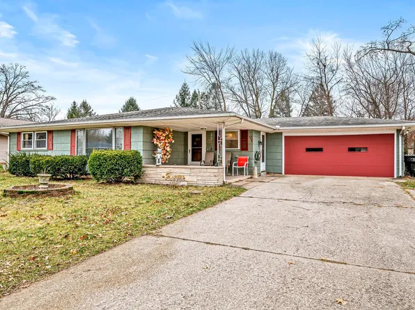 52792 Highland Dr, South Bend, IN 46635