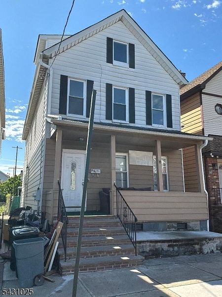 1st image of 28 Niles St