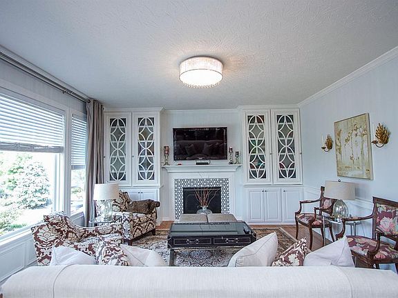 5th image of 5365 Autumn Oak Dr