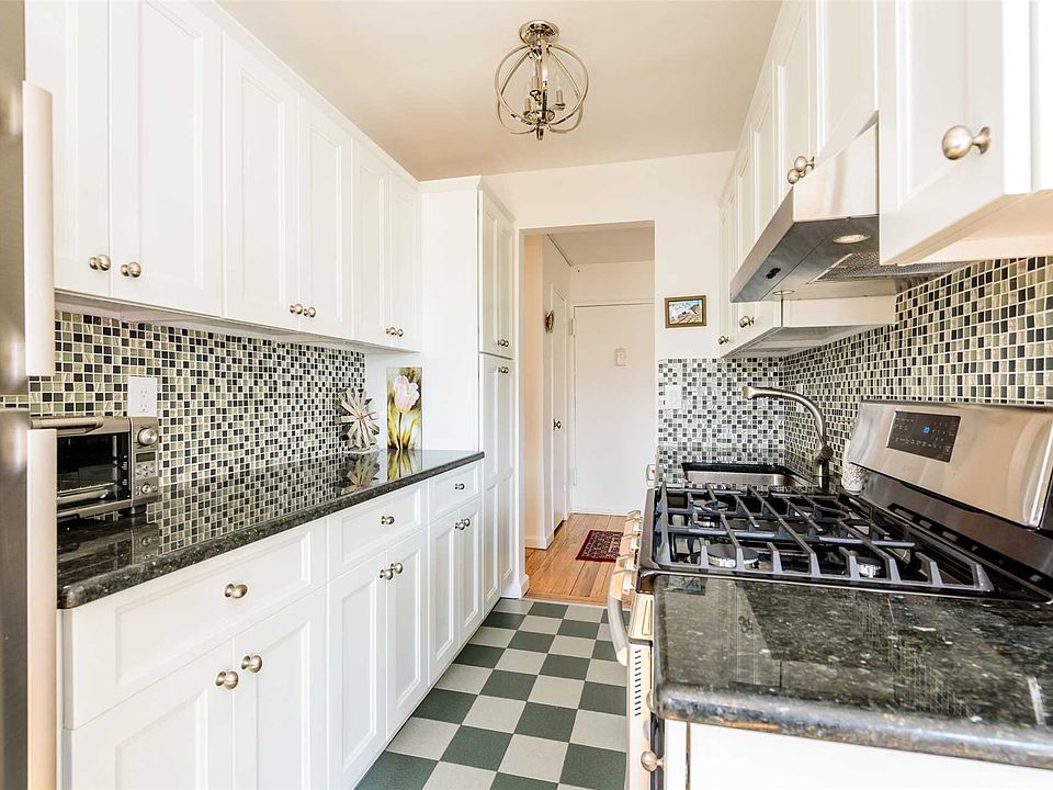 1st image of 1 E Broadway APT 6O