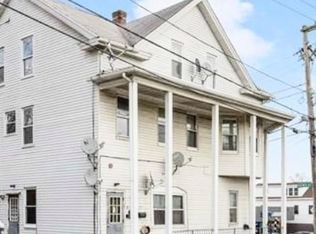 806 Main St, West Warwick, RI 02893