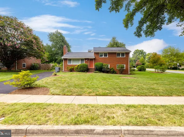 7016 Enterprise Ave, Mc Lean, VA 22101