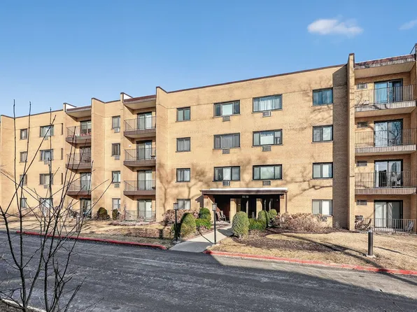 6630 S Brainard Ave APT 409, Countryside, IL 60525