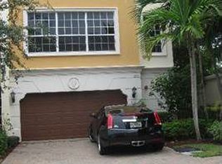 600 NE Francesca Ln, Boca Raton, FL 33487