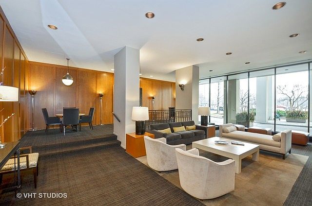 1st image of 2626 N Lakeview Ave APT 1709