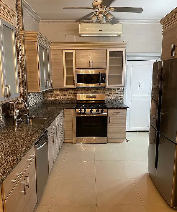 1st image of 338 W 19th St APT 1B