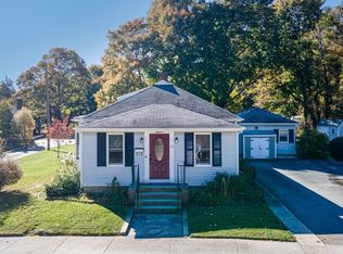 18 Royal St, Plymouth, MA 02360
