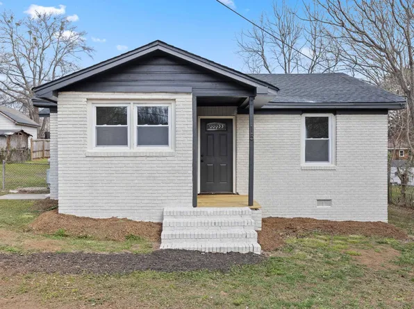 15 Lermann Dr, Greenville, SC 29605