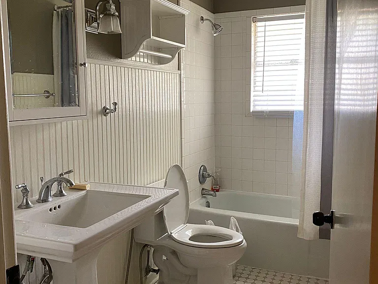 600 Bellaire Dr — Photo 21