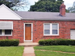 1510 Westmont Pl, Saint Louis, MO 63130