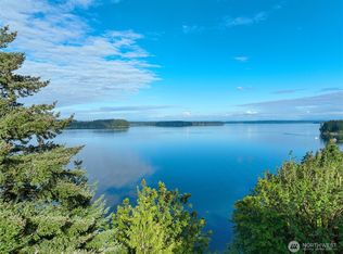 9744 Cascade Loop NE, Olympia, WA 98516