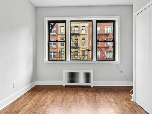 518 East 88th Street image 1 of 8