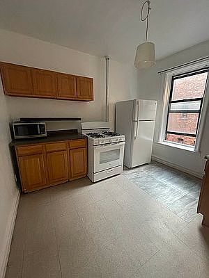 3rd image of 4123 9th Ave APT A35