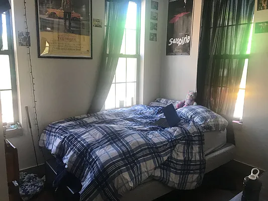 Rented by Premier Metro Realty Corp | media 22