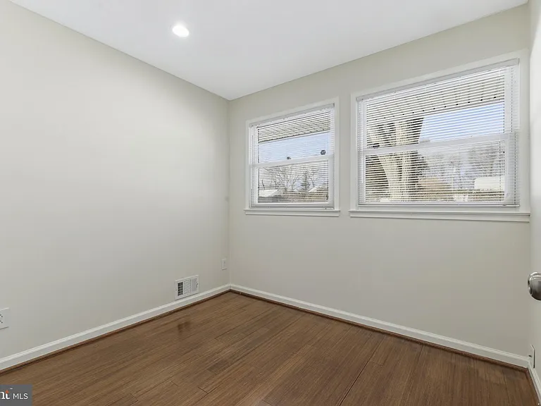 5412 Nutting Dr — Photo 20