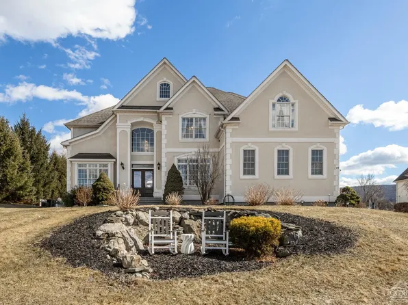 17 N Winter Park Drive, East Fishkill, NY 12533