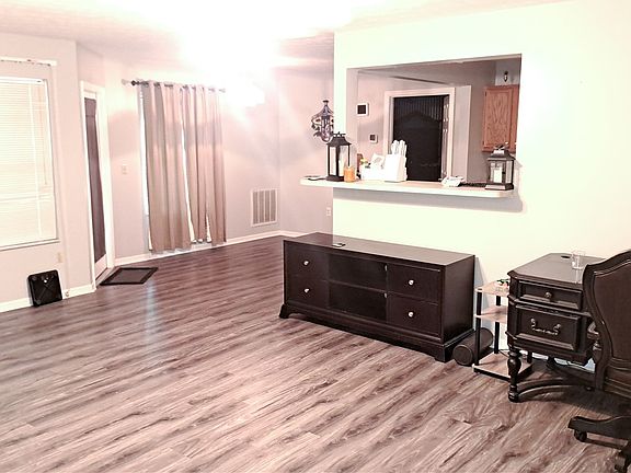 5th image of 6635 Washington Cir