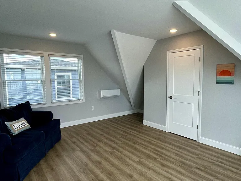 127 Dewey Dr — Photo 23