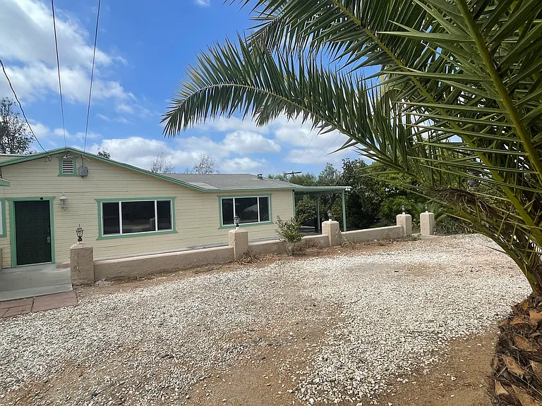 533 Mar Vista Dr — Photo 22