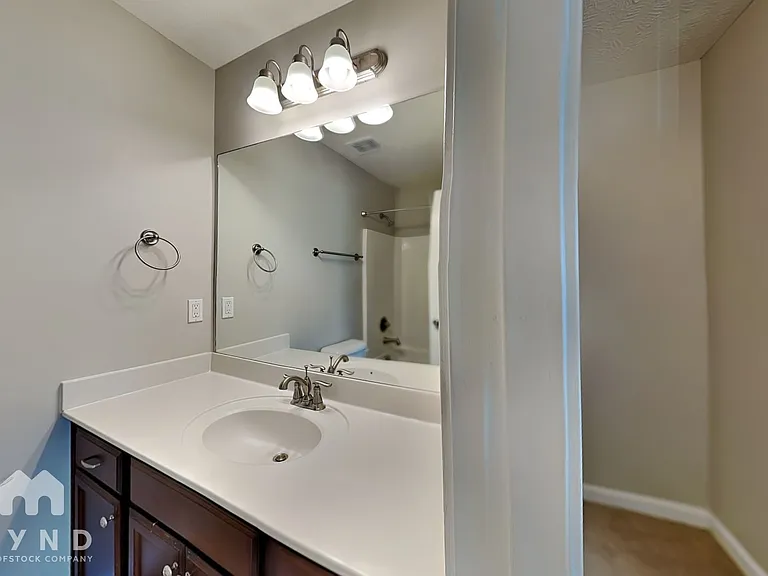 302 Negri Ct #1 — Photo 15