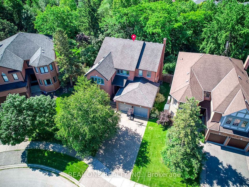 1st image of 395 March Cres