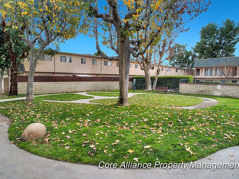 17151 Roscoe Blvd #18 — Photo 29