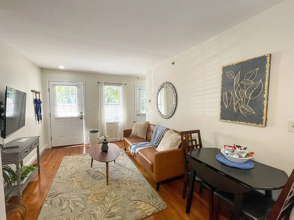 25 Jay St #3-ID1238051P