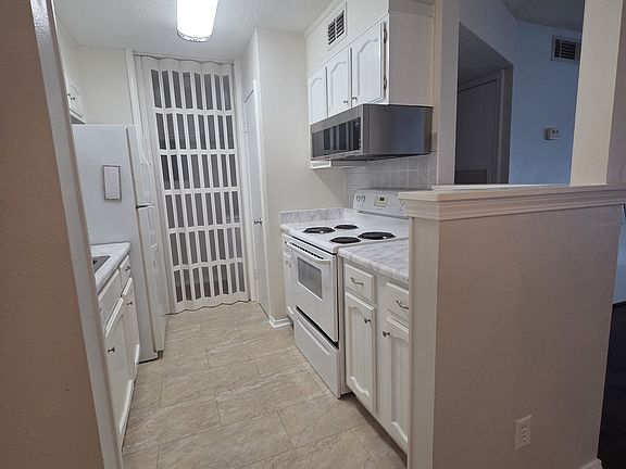 5th image of 2201 Scenic Hwy APT K4