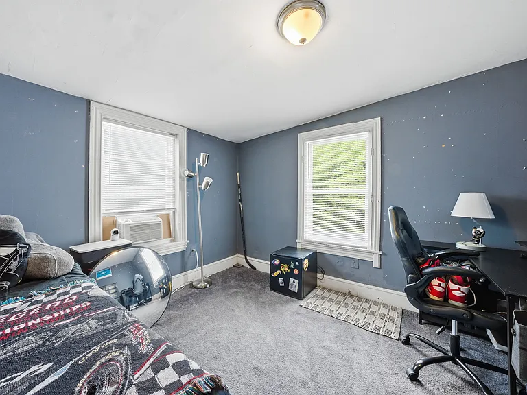 1711 N Willington St — Photo 16