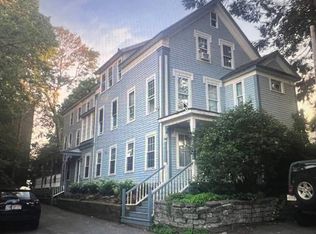 1 Oxford Pl UNIT 3, Worcester, MA 01609