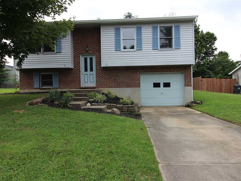 1st image of 5 Maplewood Ct