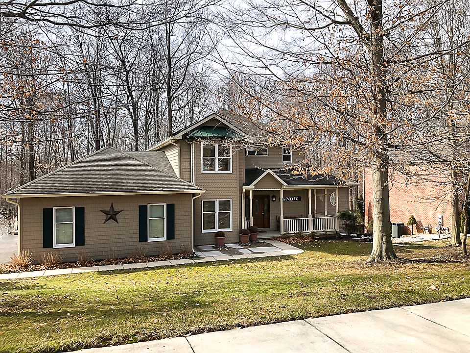 1st image of 824 Sidehill Dr
