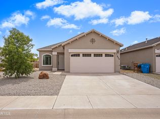 11620 Flor Gloriosa Dr, Socorro, TX 79927