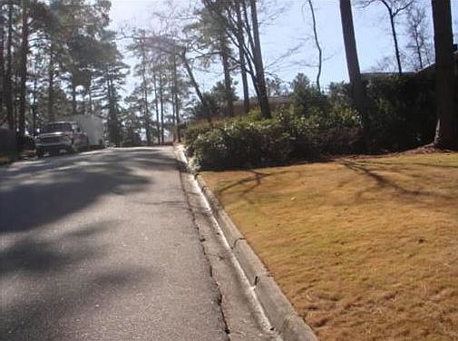 2nd image of 507 Stratford Dr