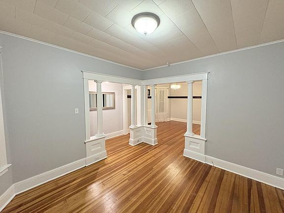 3rd image of 52 Grove Ave
